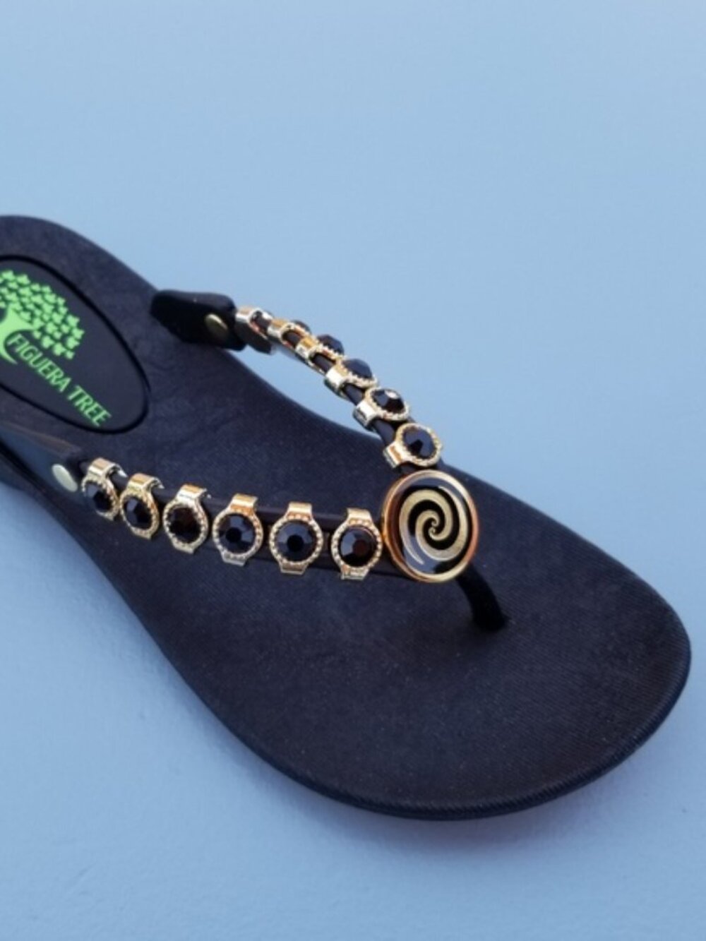 "Brooke" Beautiful Crystal Flip Flops Sandals SUPER COMFY Sizes 6, 7, 8, & 10
